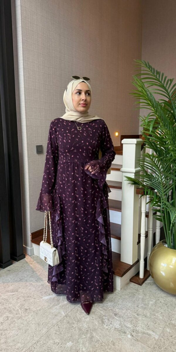 Robe Fleurie à Volants